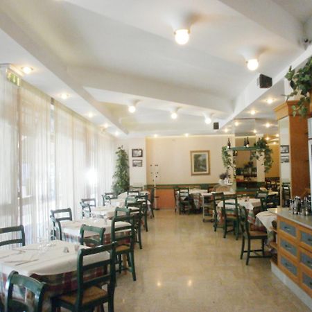 Hotel Manzoni Pérouse Extérieur photo