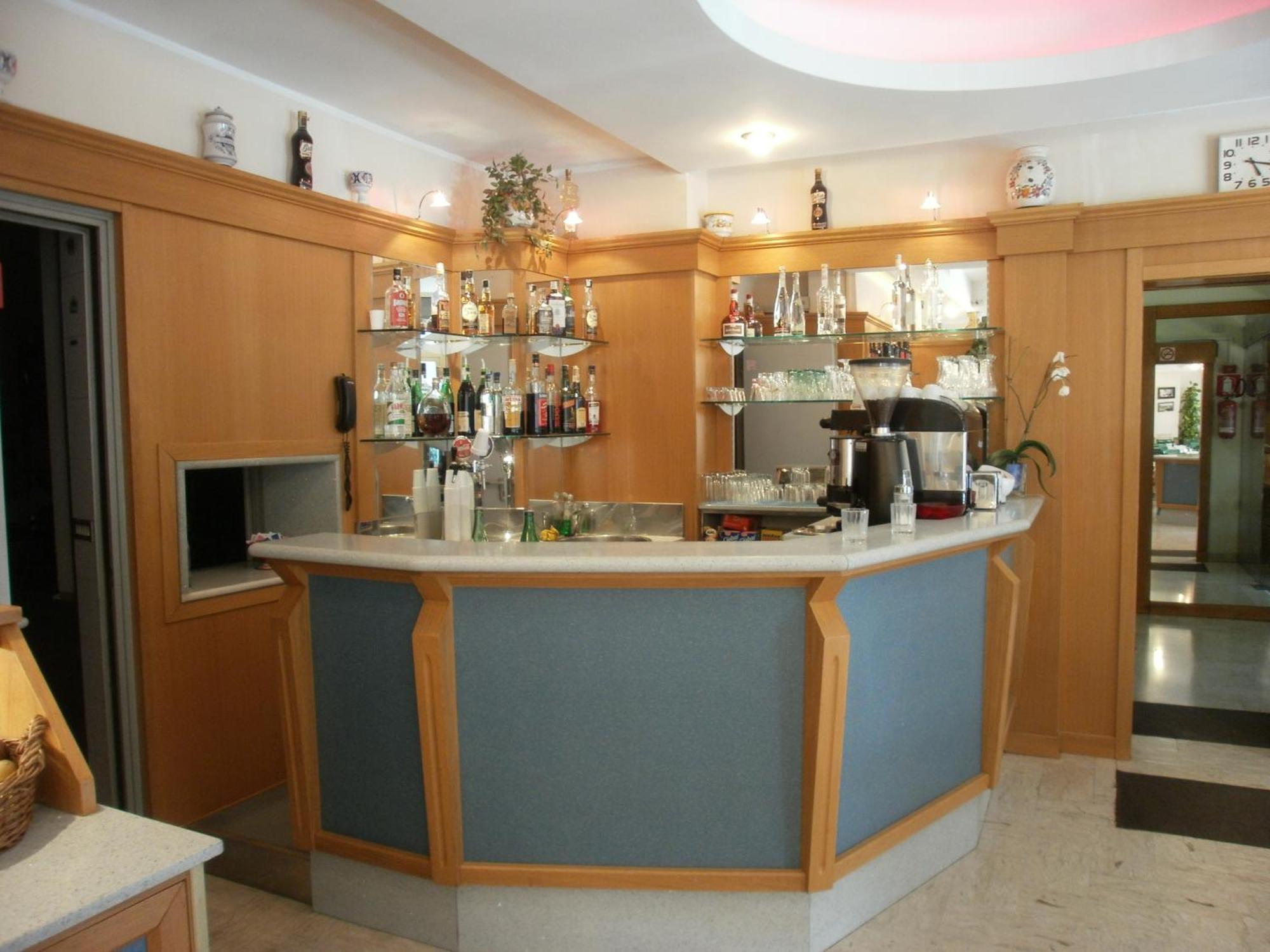 Hotel Manzoni Pérouse Extérieur photo